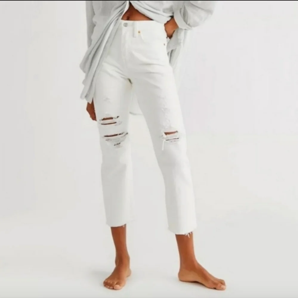 Levi's Wedgie Straight Distressed Jeans 25 - Picture 1 of 6